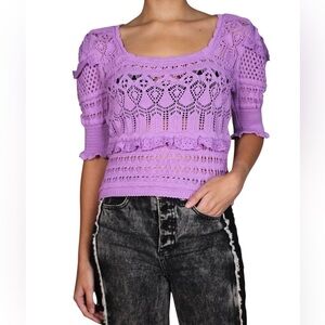Zara Lilac/purpal Crew Neck  with Puff Sleeves pointelle knit top. Sz S